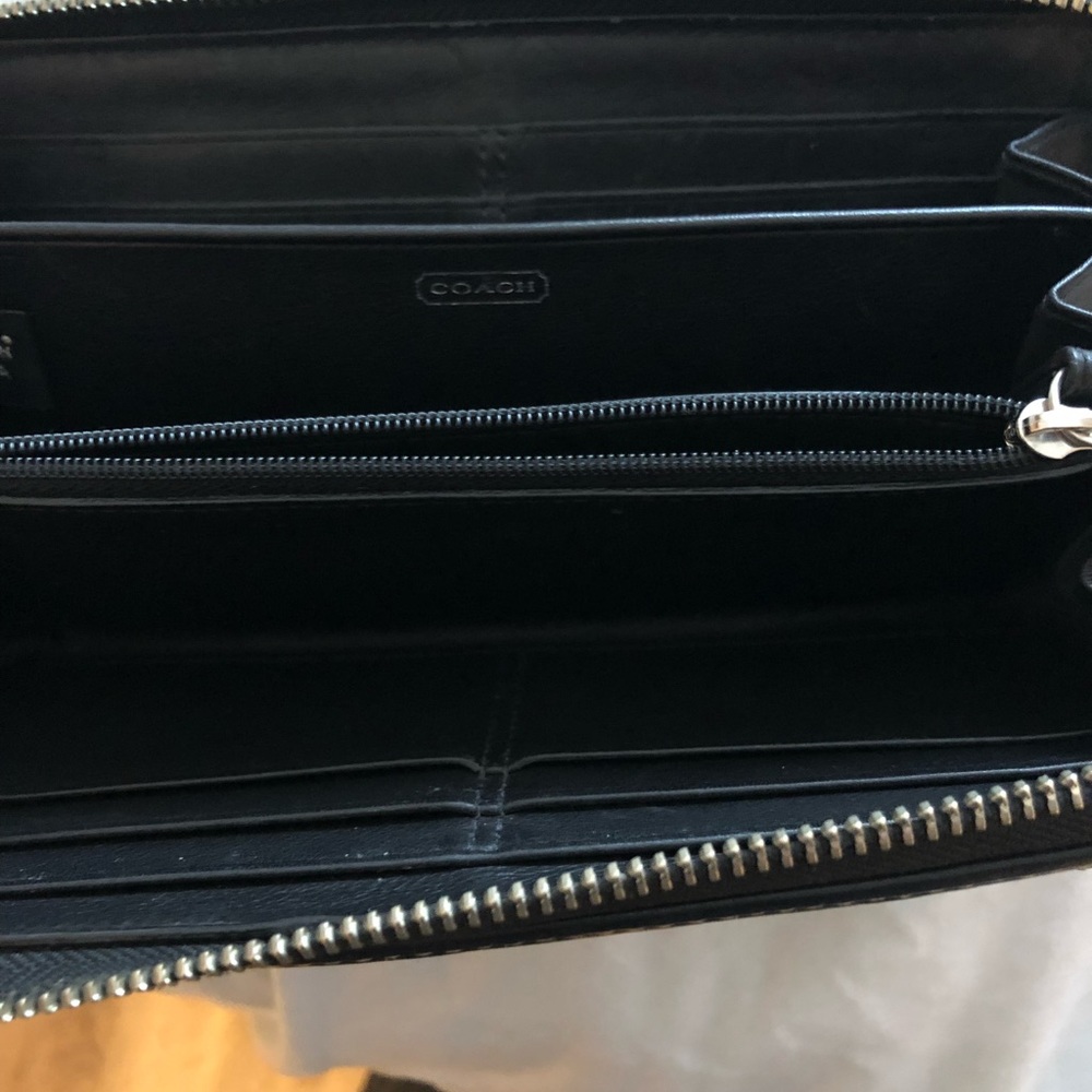 Coach wallet - Picture 3 of 3